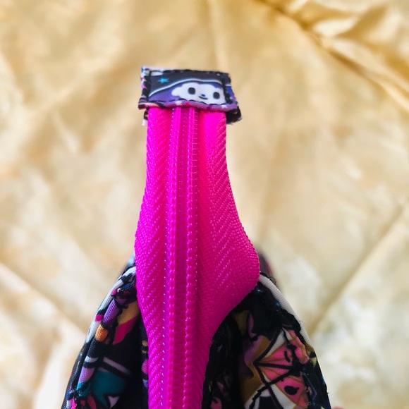 Tokidoki for Hello Kitty Galactic Lunch Bag - Picture 7 of 13